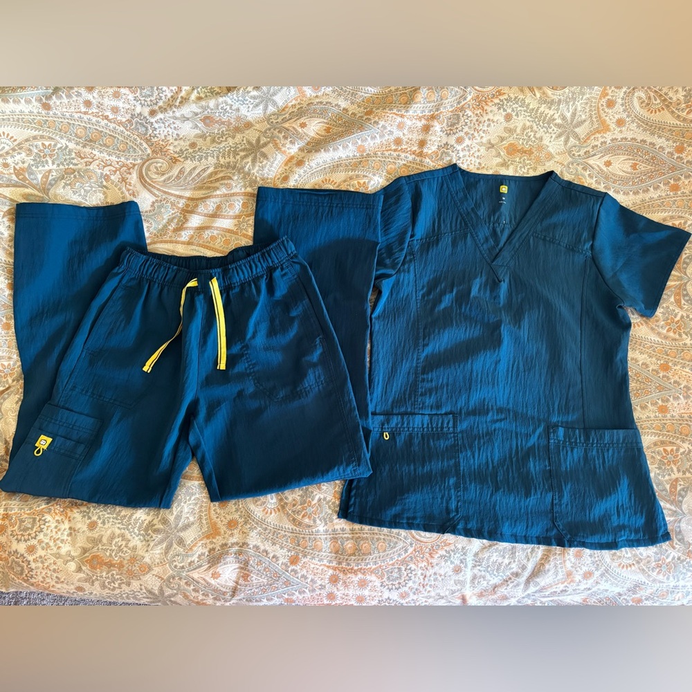 Wink Turquoise Blue Scrub Set with Yellow Accent
